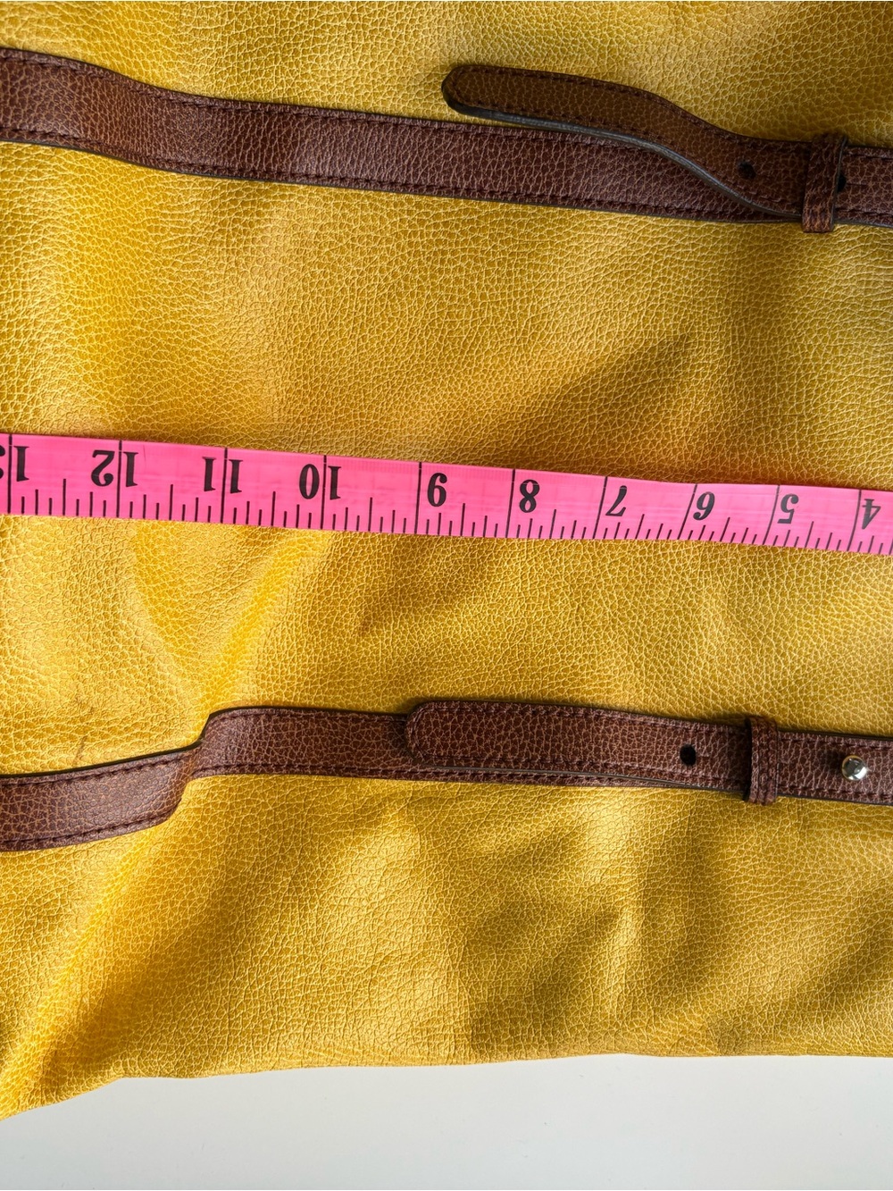Banana Republic Vintage leather Yellow Tote with Brown Trim Details - Picture 10 of 11